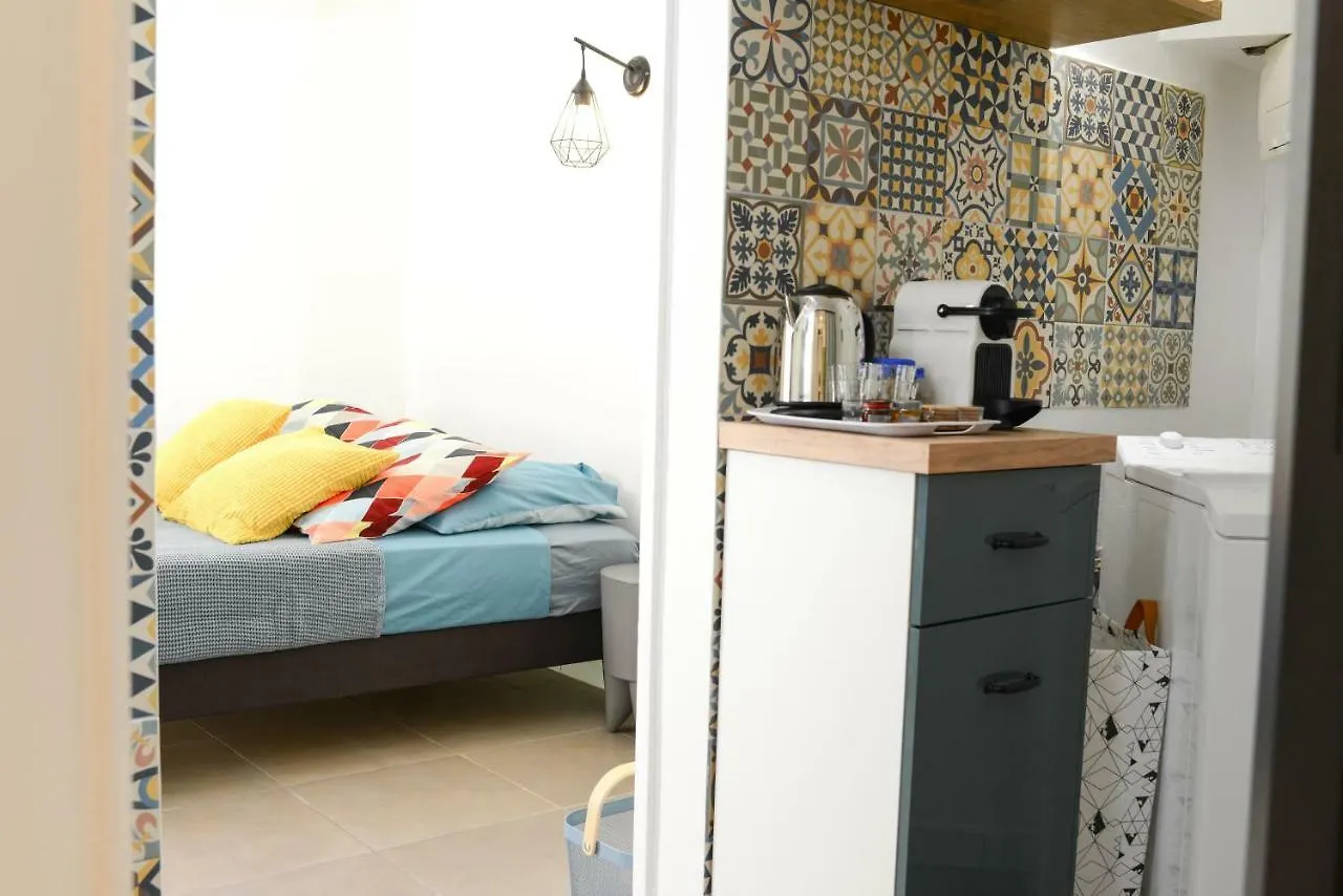 Studio Les Hortensias Avignon Apartment